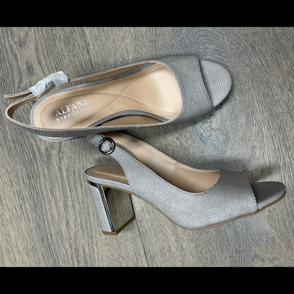 Alfani Step 'N Flex Slingback Peep-Toe Sandals NIB!